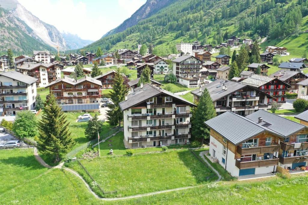 Enjoy The View Apartment Close To Zermatt With Parking Täsch Exteriér fotografie